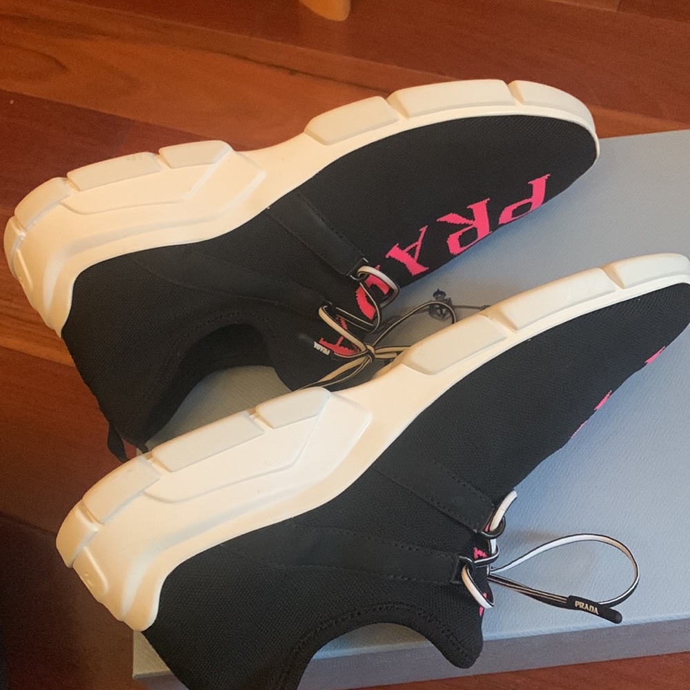 Prada sneaker - Picture 3 of 9